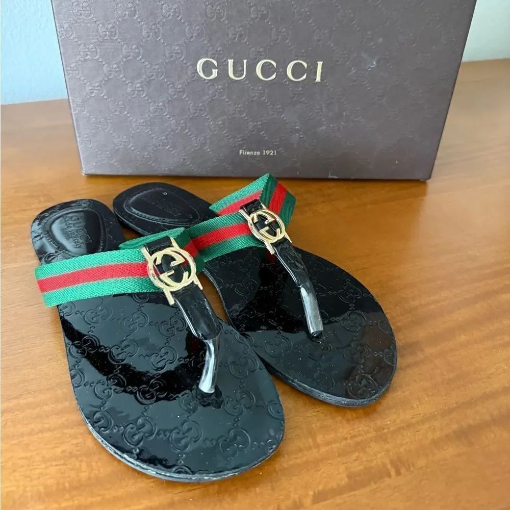 Gucci Double g leather sandals